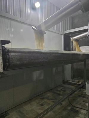 Attrezzature per l'essiccazione continua di fasce per la produzione di gelatina
