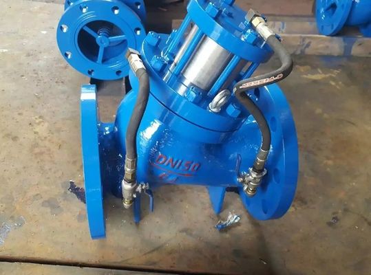 Valvola di controllo della pompa di ferro fuso robusta ANSI 150LB JIS 10K pn16 WCB Diaframma idraulico ad acqua multifunzionale